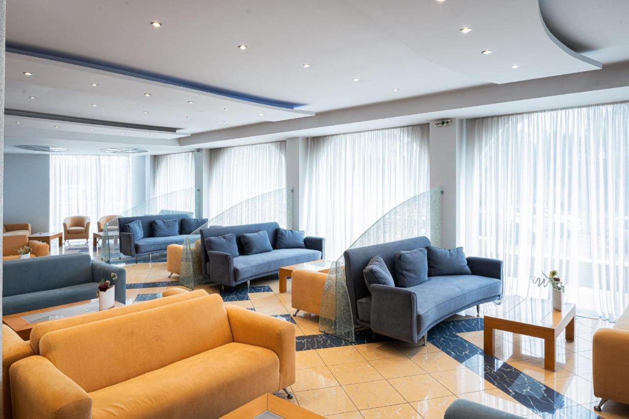 Kreoli Suites Glyfada Athen Exterior foto