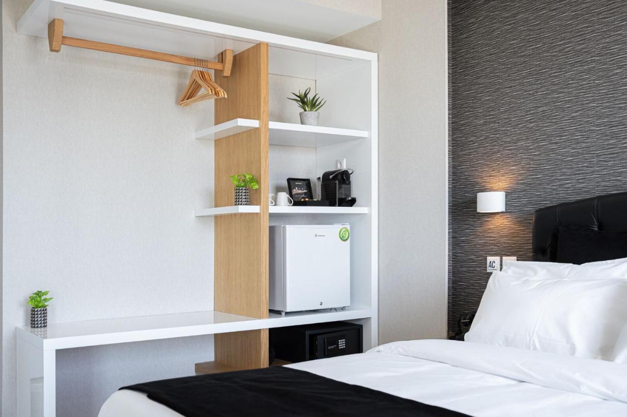 Kreoli Suites Glyfada Athen Exterior foto