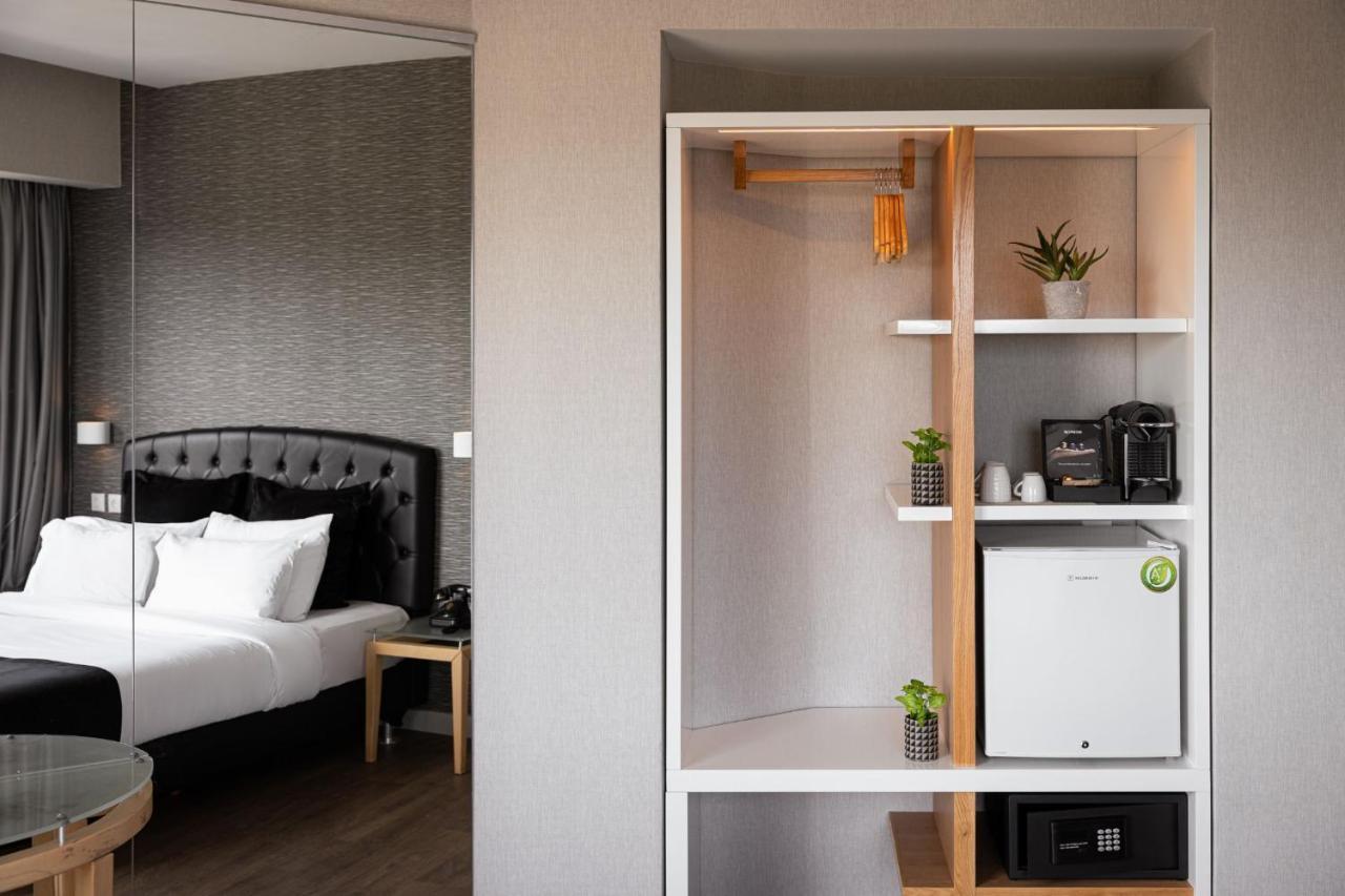 Kreoli Suites Glyfada Athen Exterior foto